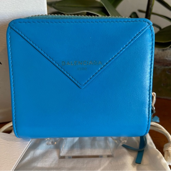 Balenciaga Paper Continental Zip Around Wallet w/ box & dust bag - Picture 2 of 10